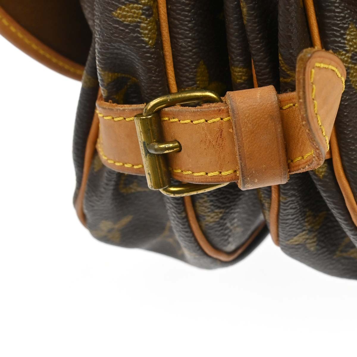 Louis Vuitton Saumur 30 Vintage Crossbody Bag in Brown Monogram Canvas