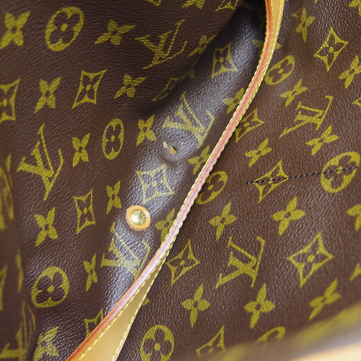 Louis Vuitton Saumur 35 Vintage Crossbody Bag in Brown Monogram Canvas