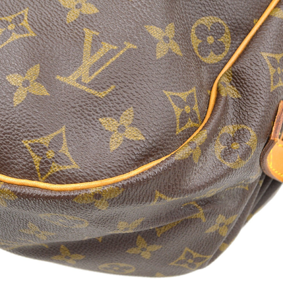 Louis Vuitton Saumur 35 Vintage Crossbody Bag in Brown Monogram Canvas