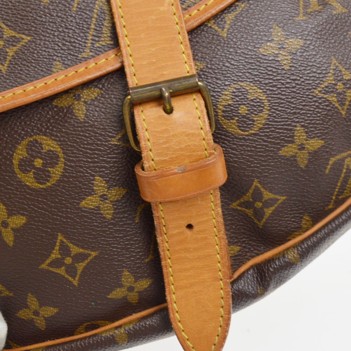 Louis Vuitton Saumur 43 Vintage Crossbody Bag in Brown Monogram Canvas