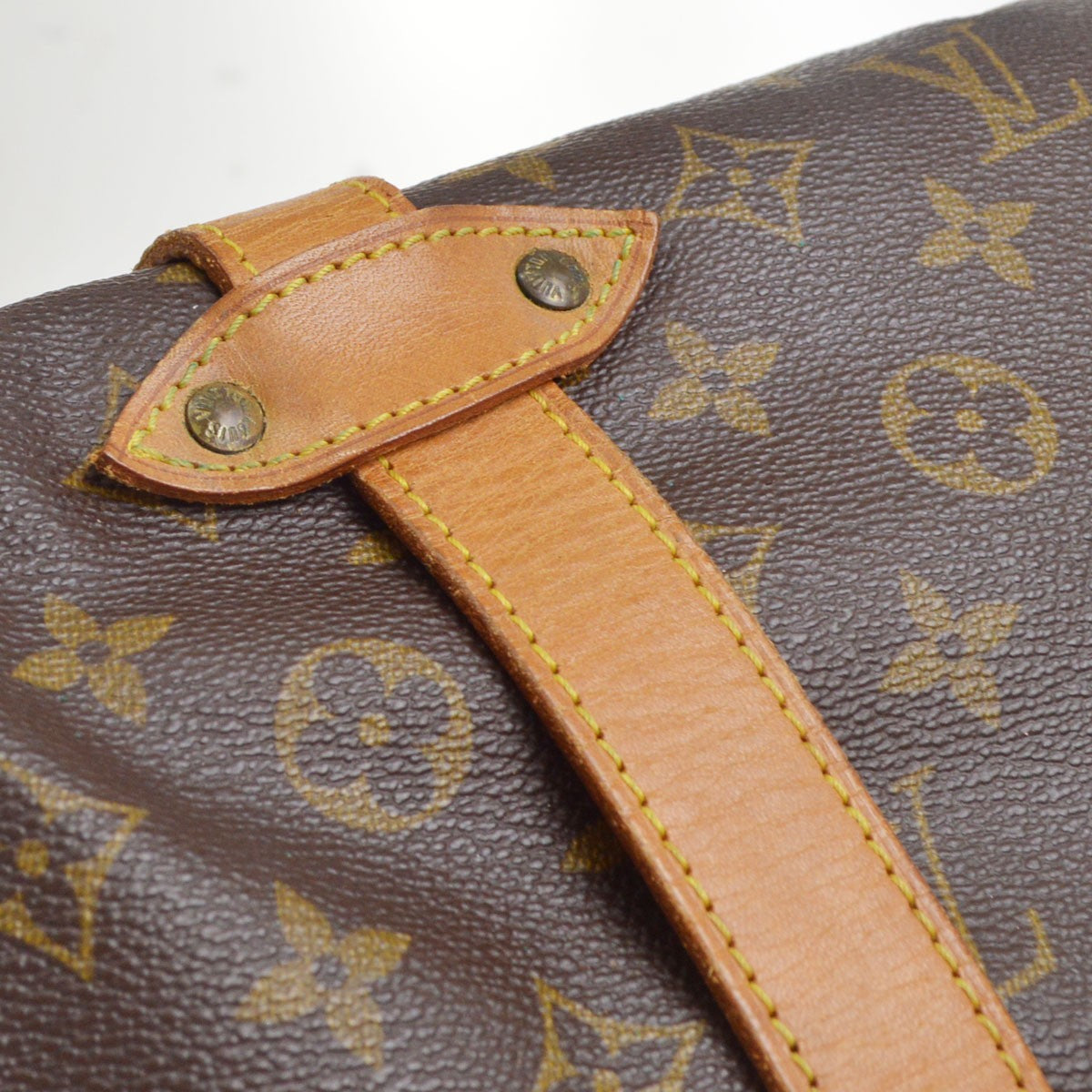 Louis Vuitton Saumur 43 Vintage Crossbody Bag in Brown Monogram Canvas