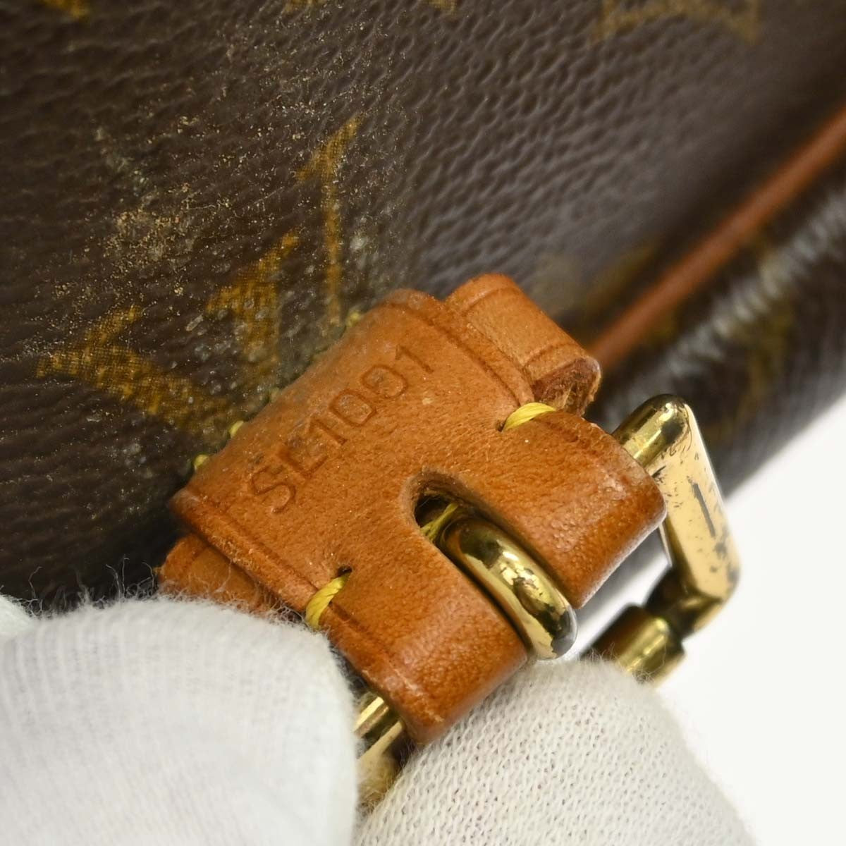 Louis Vuitton Sologne Vintage Crossbody Bag in Brown Monogram Canvas