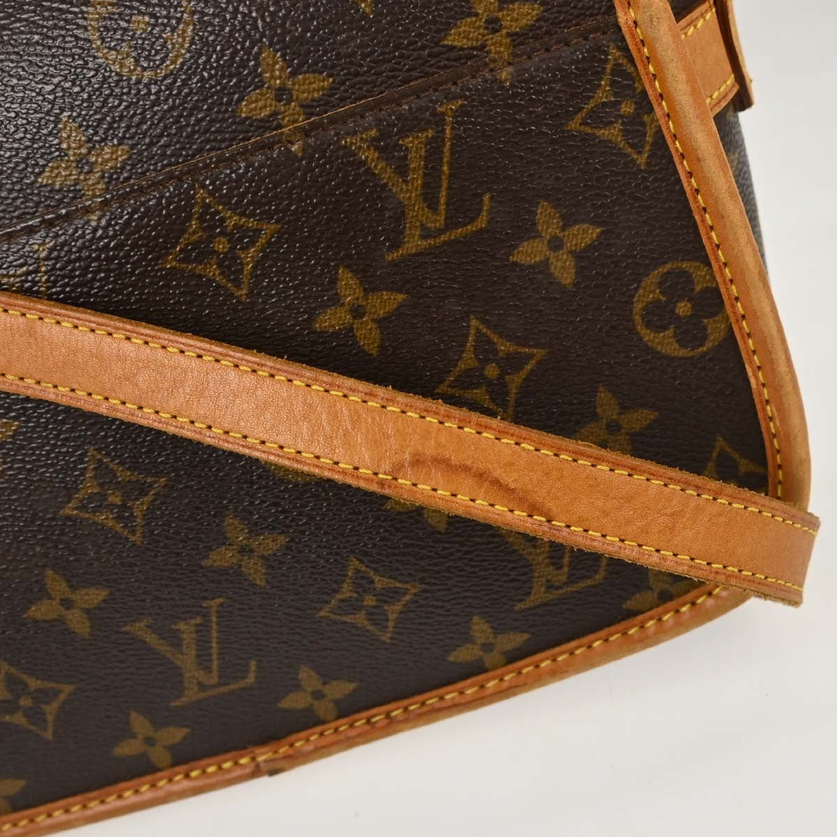 Louis Vuitton Sologne Vintage Crossbody Bag in Brown Monogram Canvas