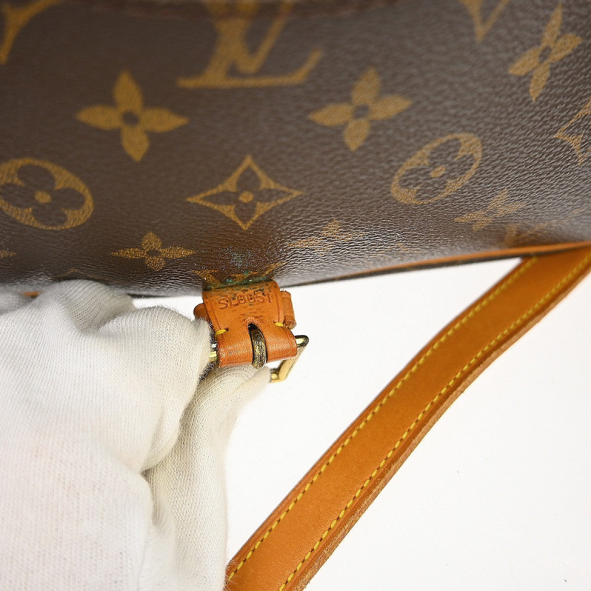 Louis Vuitton Sologne Vintage Crossbody Bag in Brown Monogram Canvas