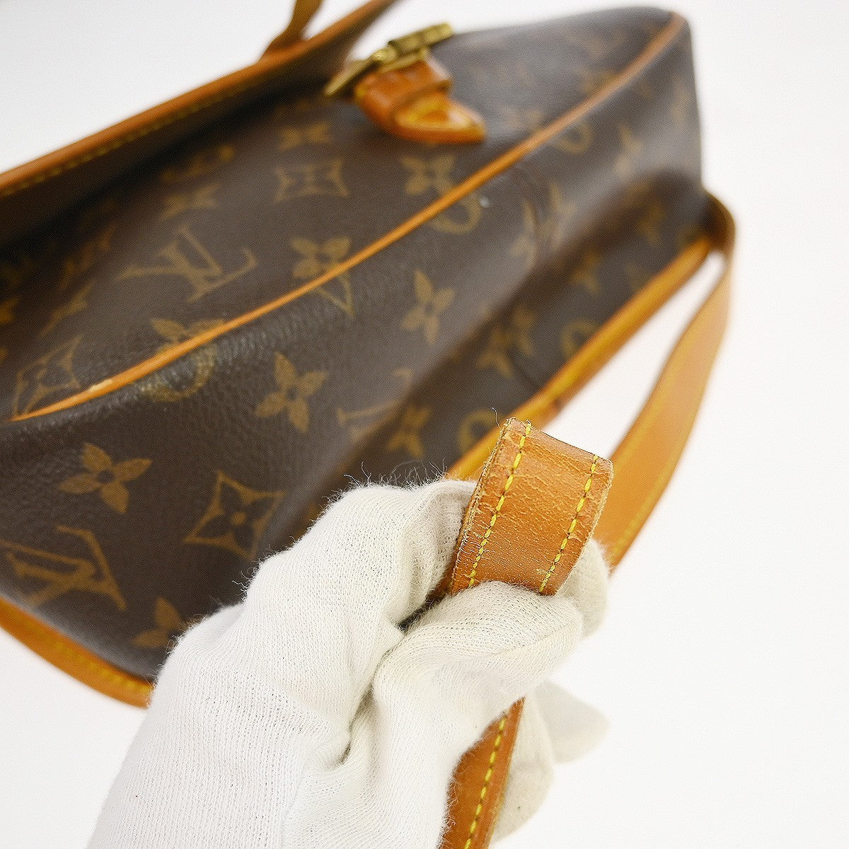 Louis Vuitton Sologne Vintage Crossbody Bag in Brown Monogram Canvas