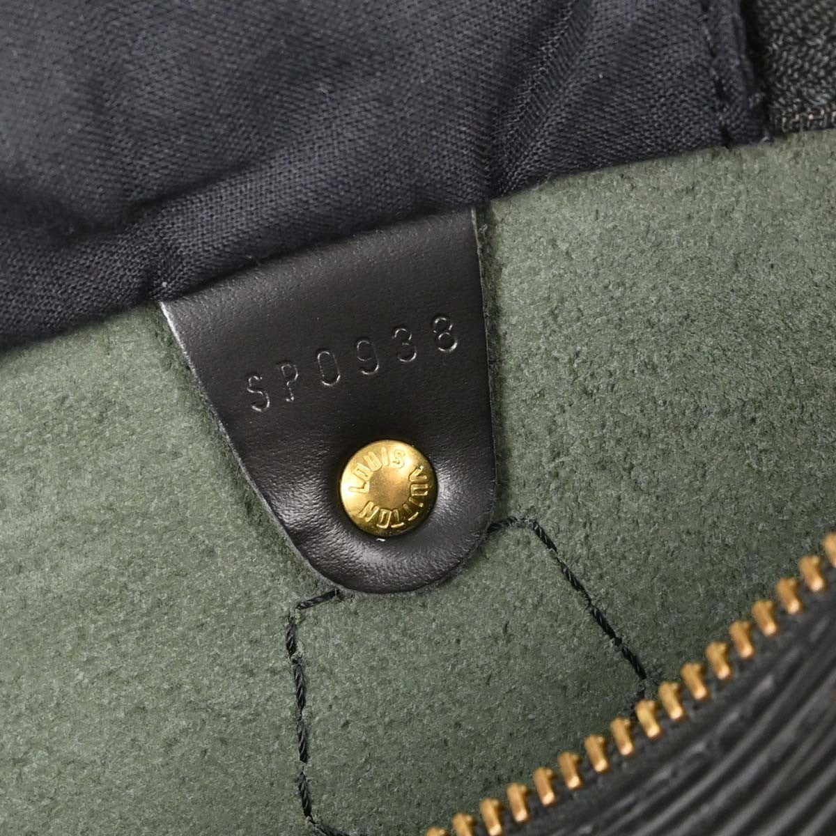 Louis Vuitton Speedy 25 Vintage Handbag in Black Epi Leather