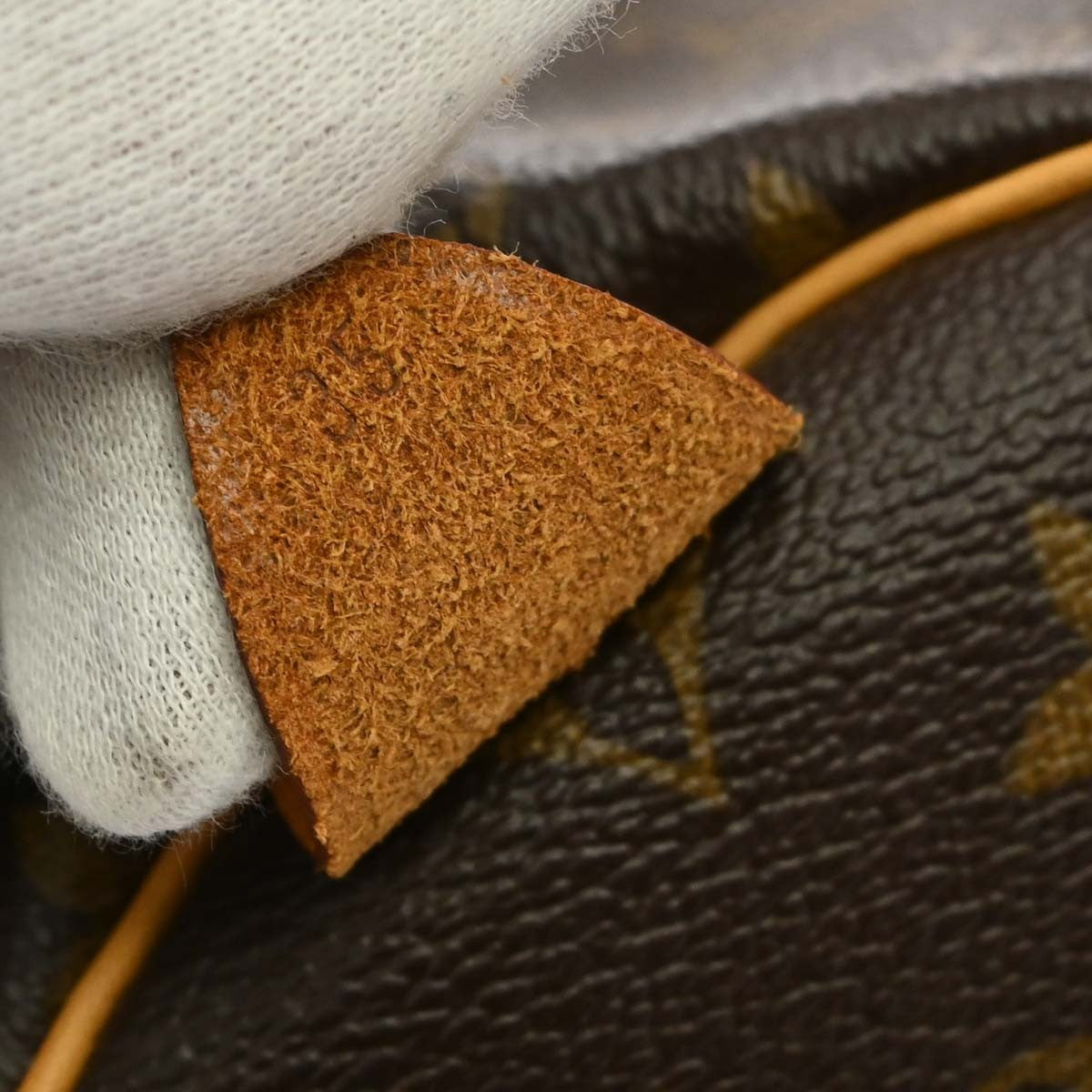 Louis Vuitton Speedy 35 Vintage Handbag in Brown Monogram Canvas