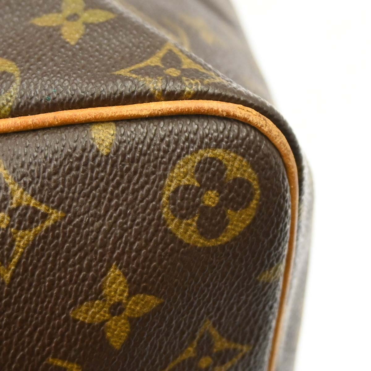 Louis Vuitton Speedy 40 Vintage Handbag in Brown Monogram Canvas