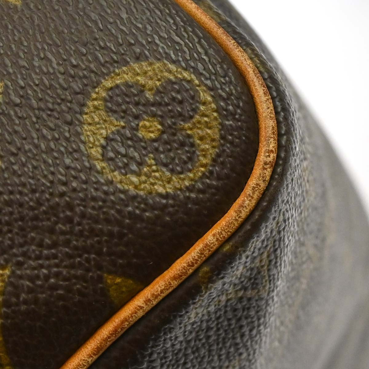 Louis Vuitton Speedy 40 Vintage Handbag in Brown Monogram Canvas