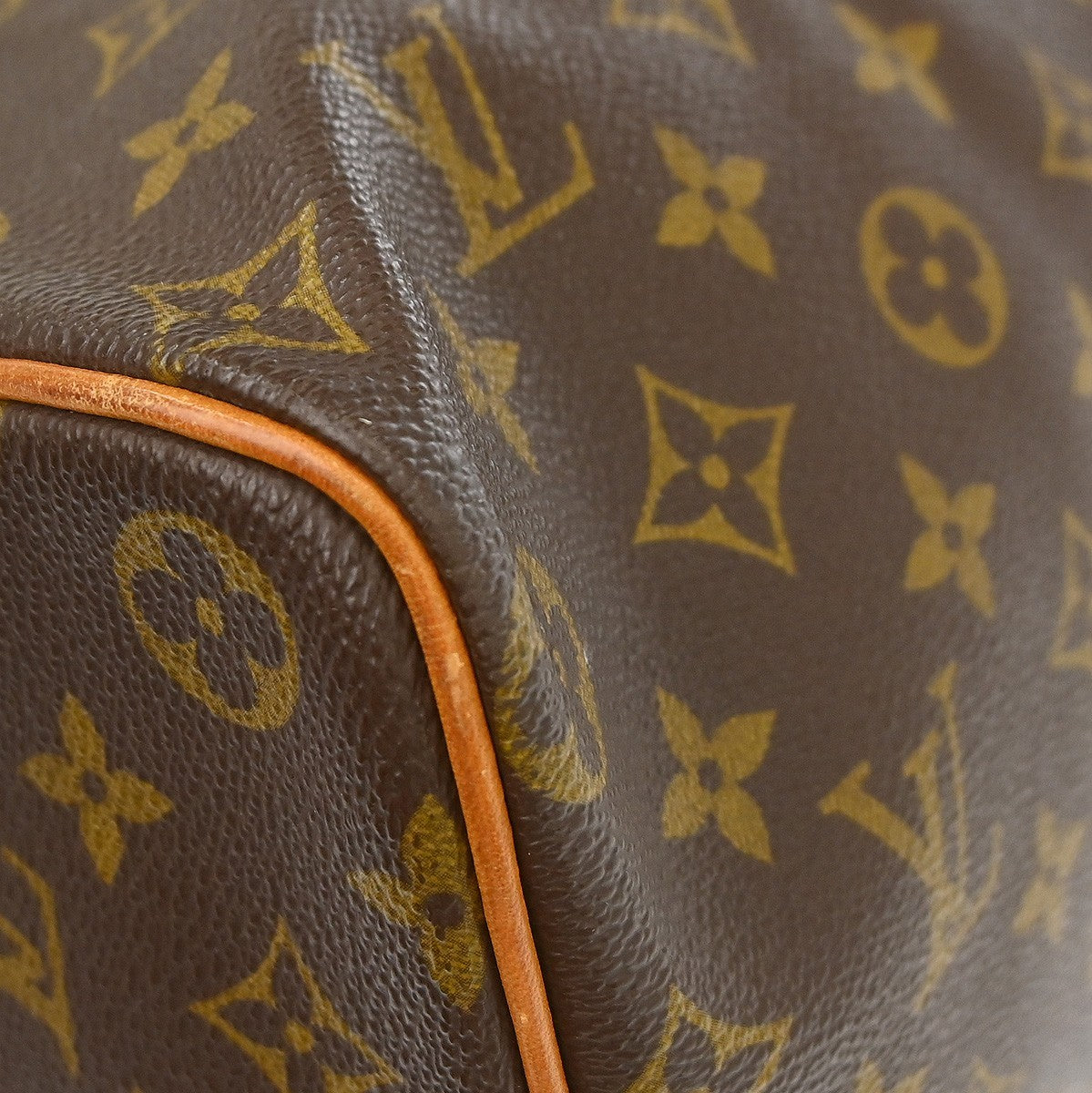 Louis Vuitton Speedy 40 Vintage Handbag in Brown Monogram Canvas