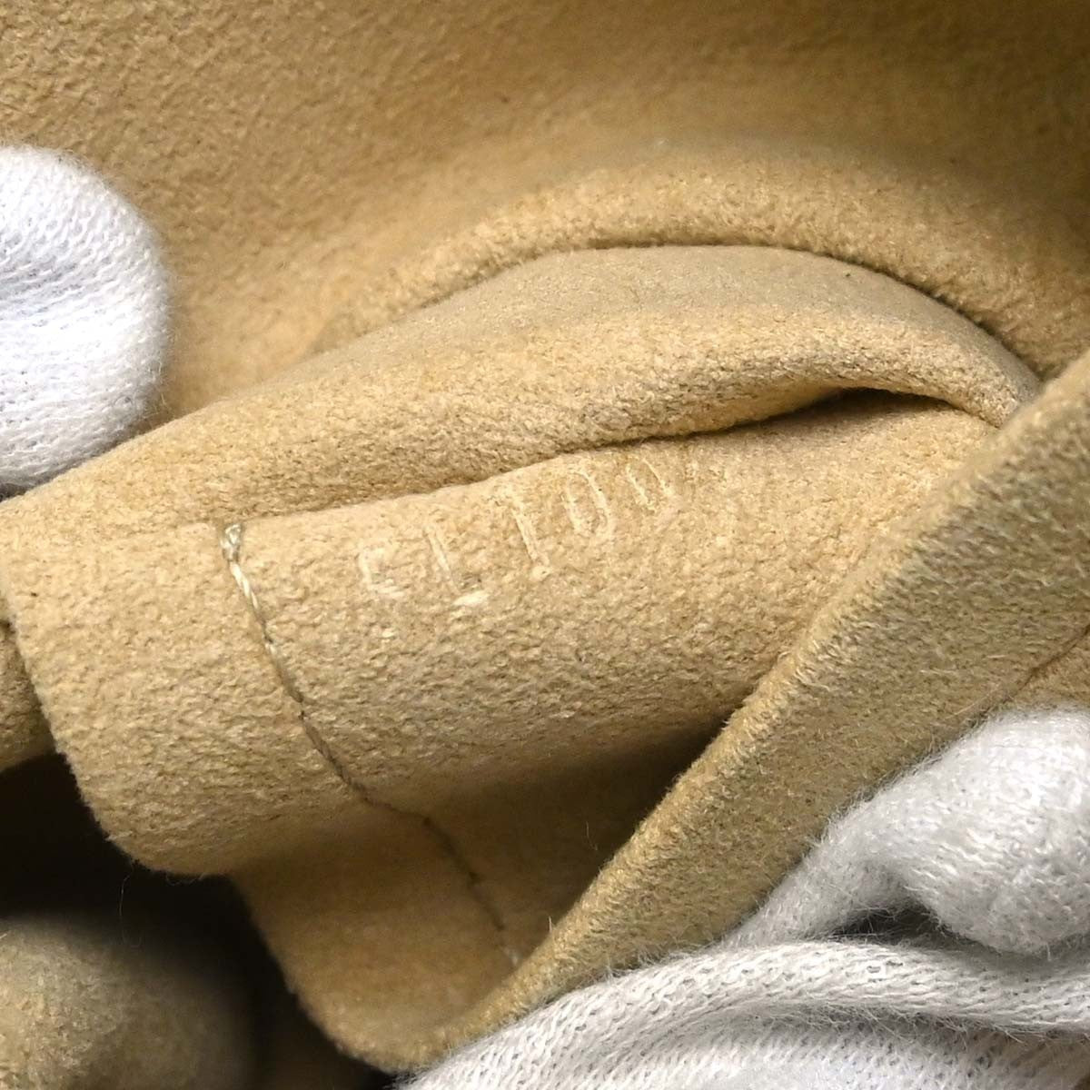 Louis Vuitton Theda PM Vintage Handbag in Brown Monogram Canvas