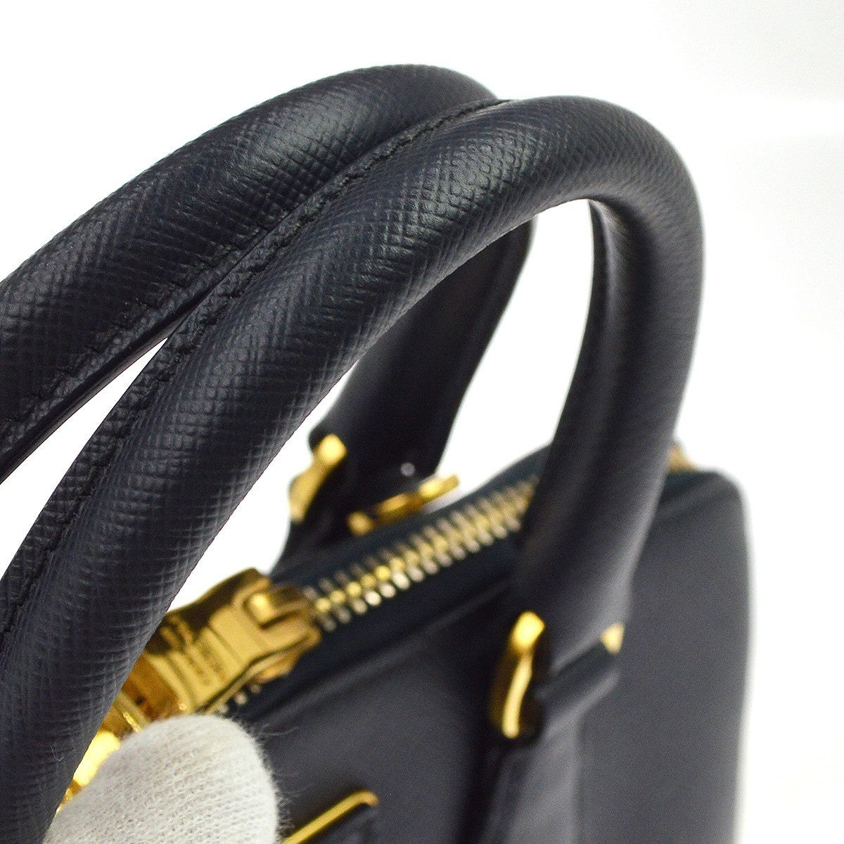 Prada Promenade Vintage Handbag in Navy Leather