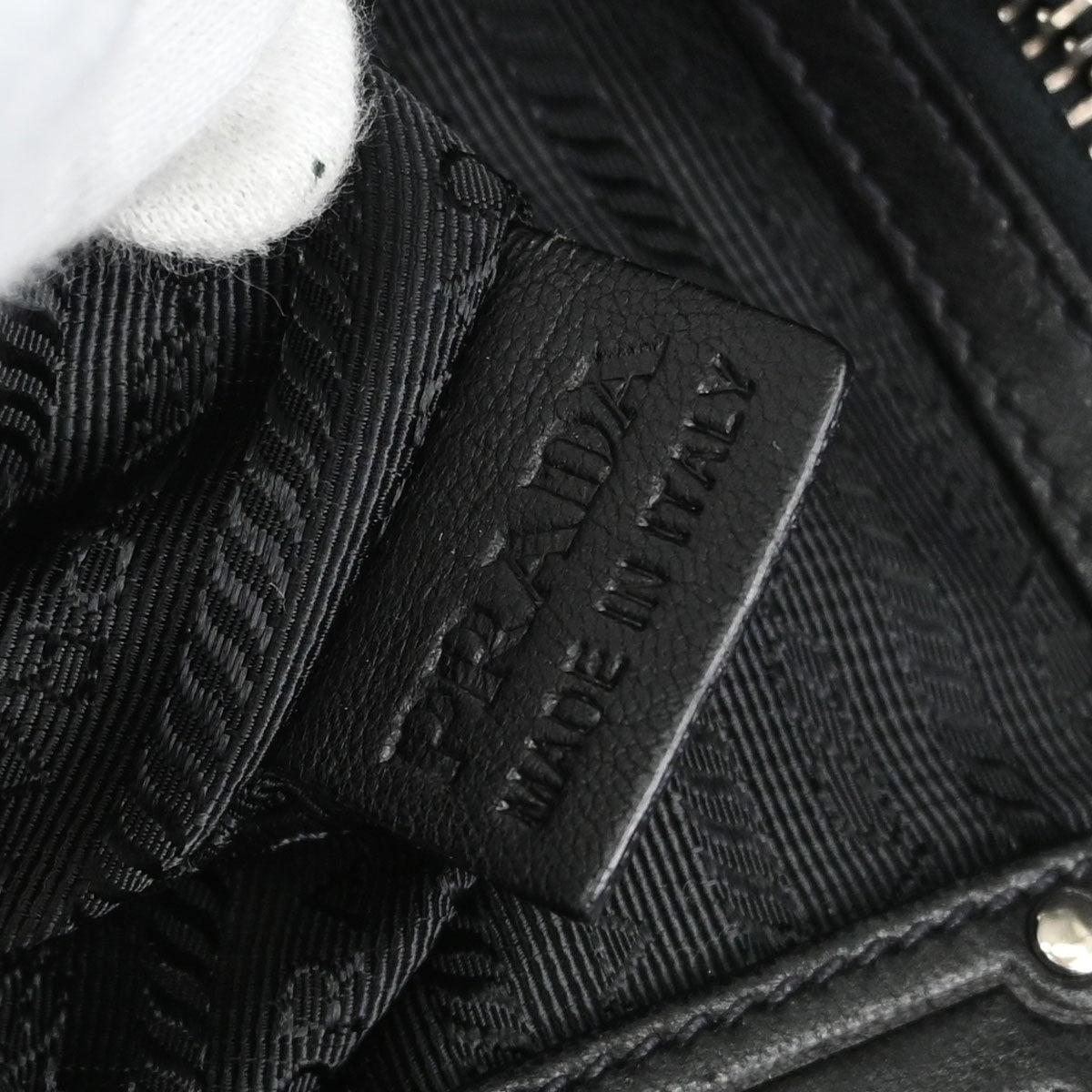 Prada Tessuto Chain Tote Vintage in Black Tessuto Nylon