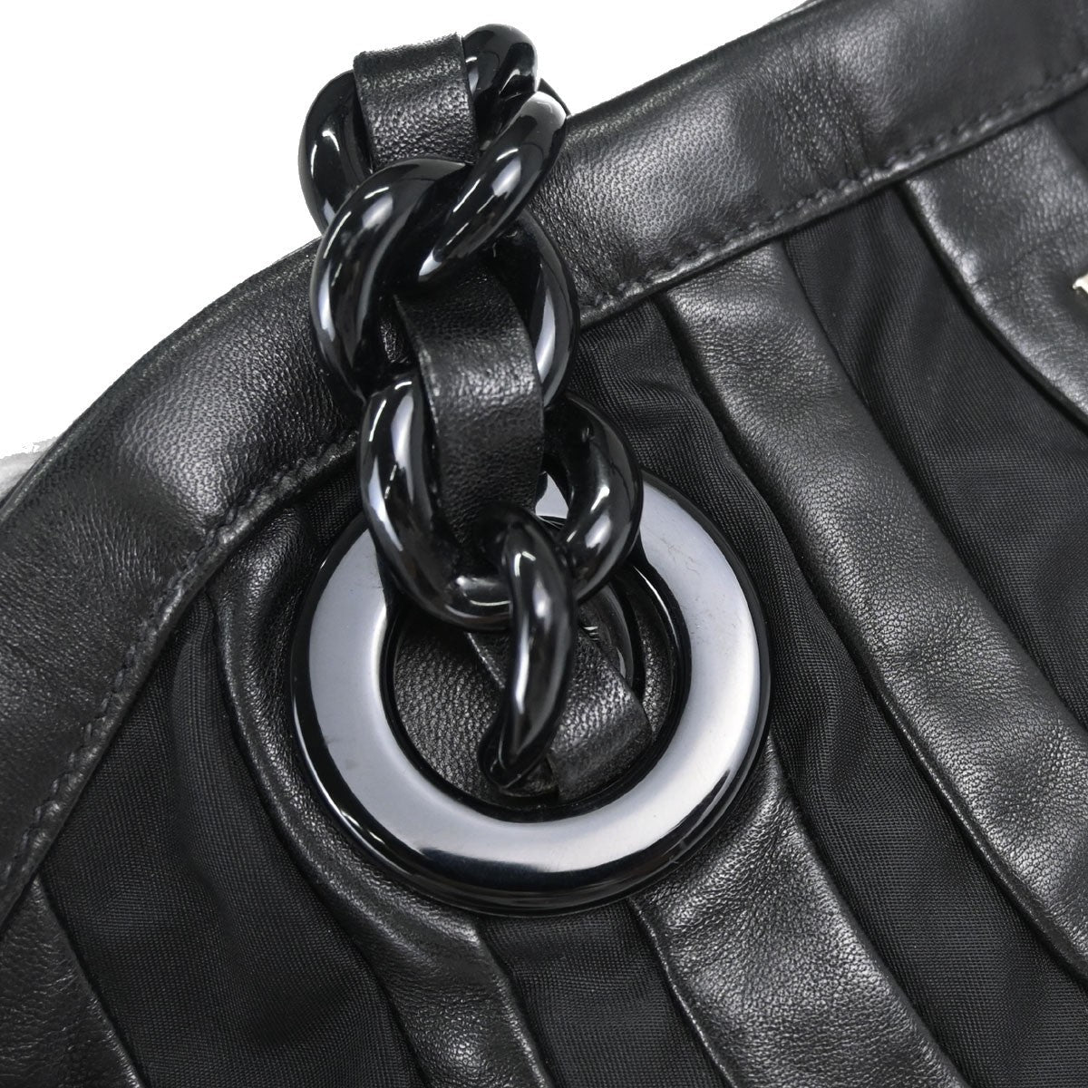 Prada Tessuto Chain Tote Vintage in Black Tessuto Nylon