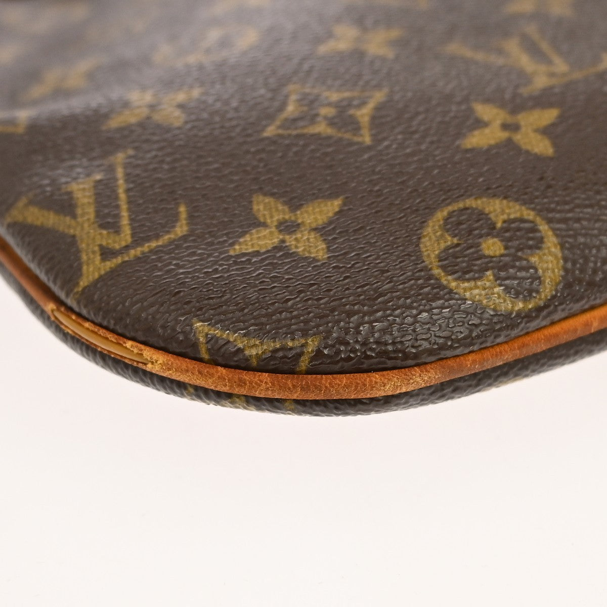 Louis Vuitton Pochette Bosphore Shoulderbag