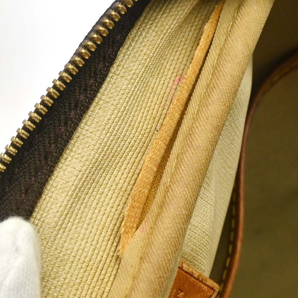 Louis Vuitton Deauville Bowling Vanity Handbag