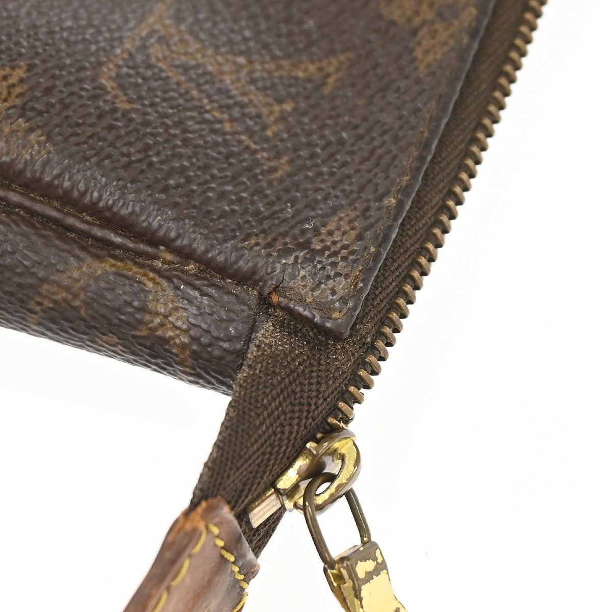 Louis Vuitton Pochette Accessoires Handbag