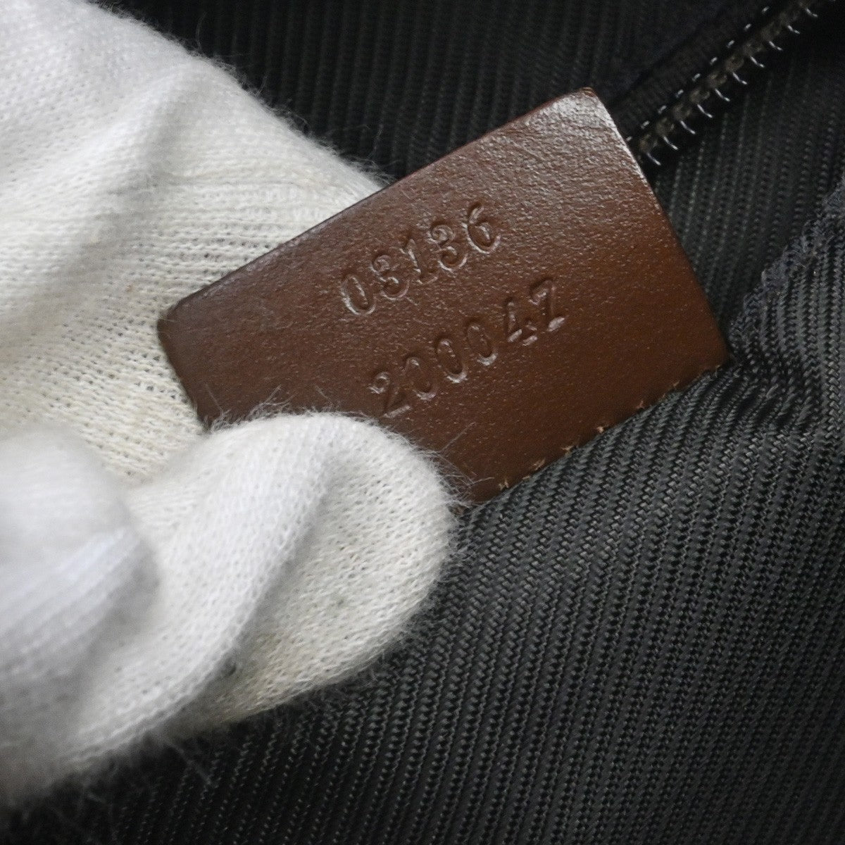 Gucci Beige Canvas GG Shoulder Bag