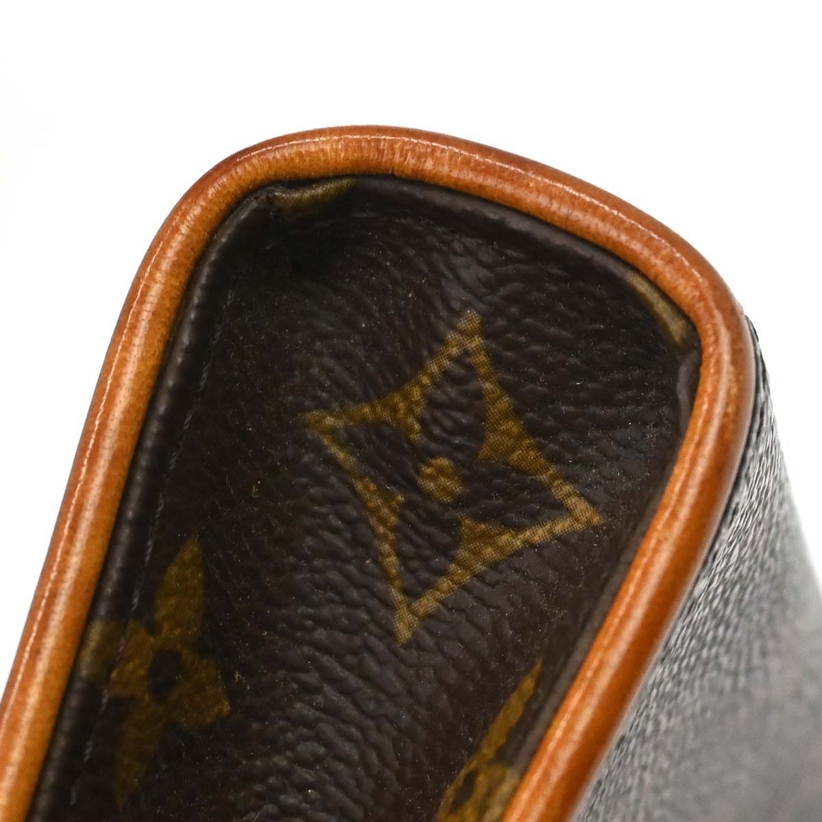 Louis Vuitton Pochette Florentine Bum Bag
