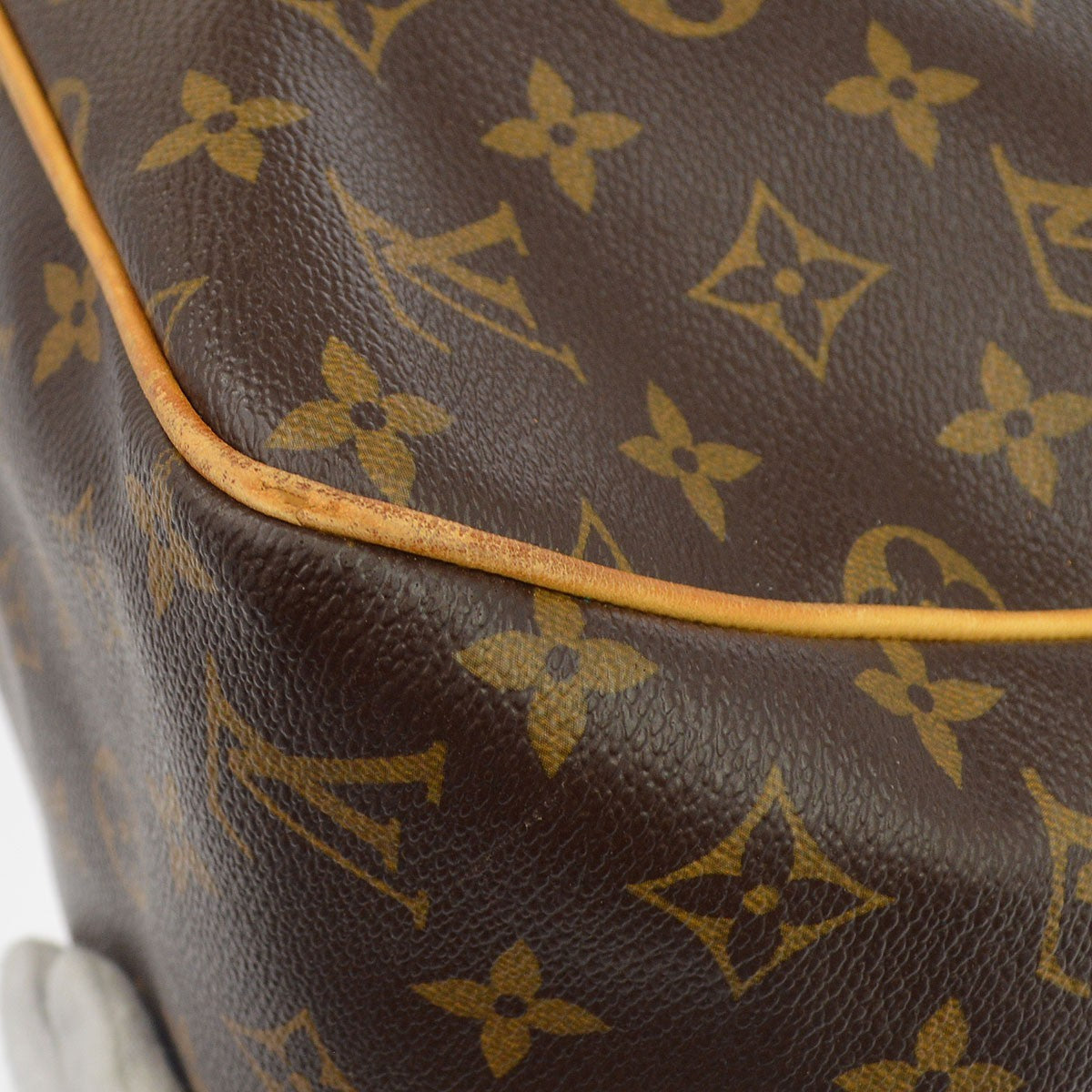 Louis Vuitton Batignolles Vertical Hand Tote Bag