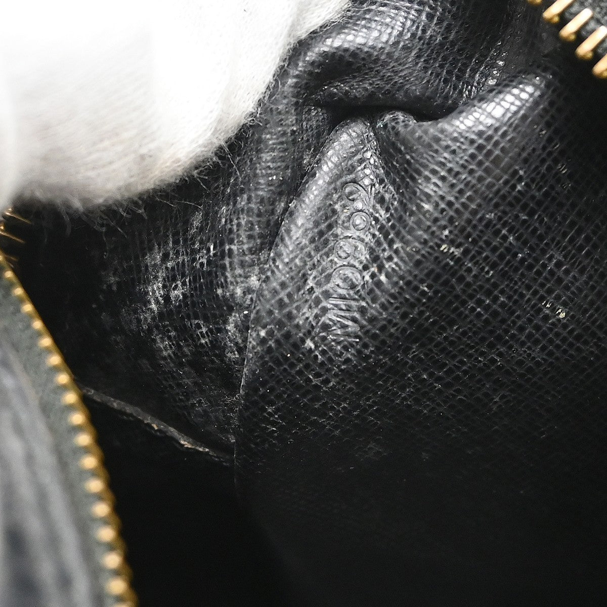 Louis Vuitton Epi Trocadero 27 Shoulder Bag Black