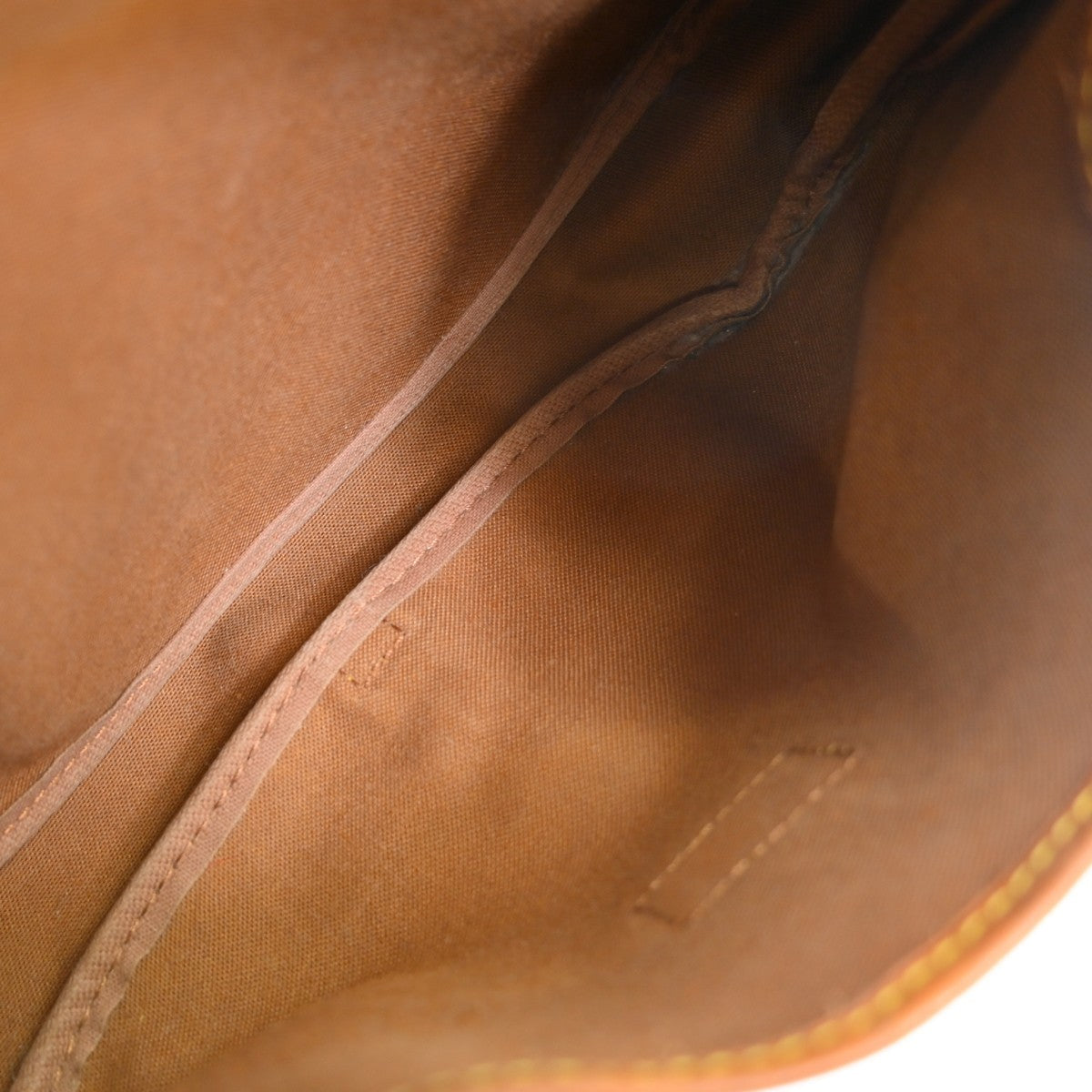 Louis Vuitton Monogram Saumur 30 Messenger Bag