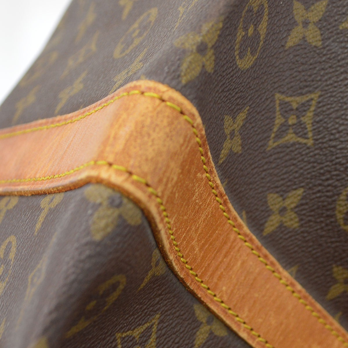 Louis Vuitton Keepall 60 Travel Handbag Monogram