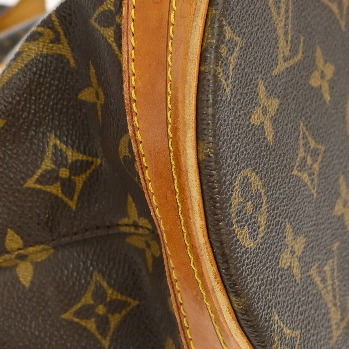 Louis Vuitton Monogram Bucket GM Tote Bag