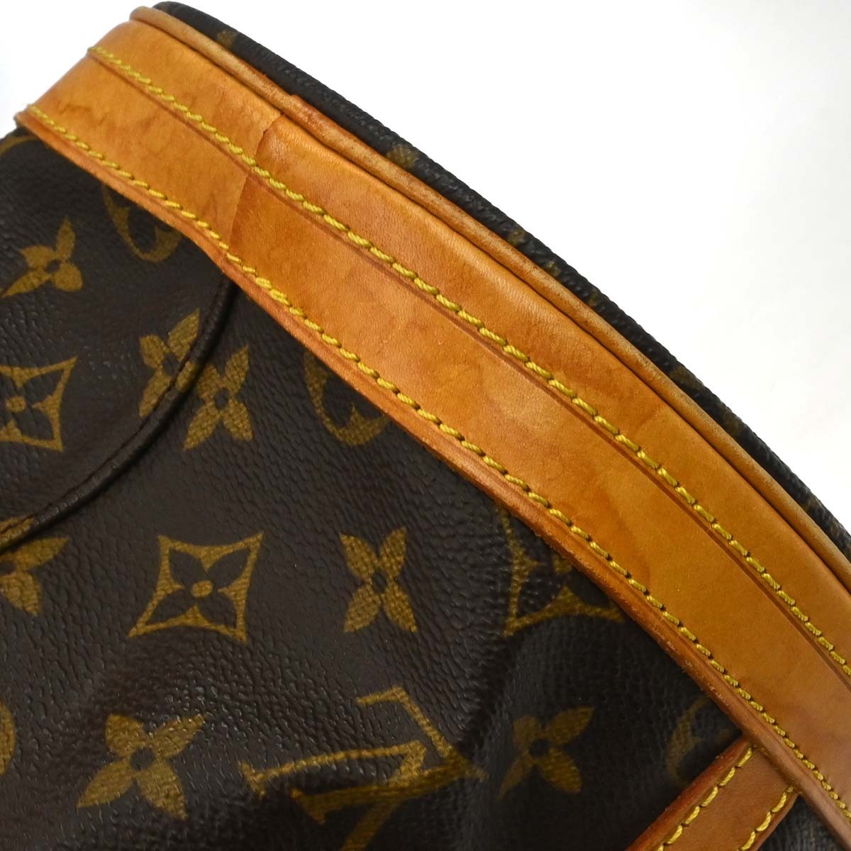 Louis Vuitton Monogram Bucket GM Tote Bag