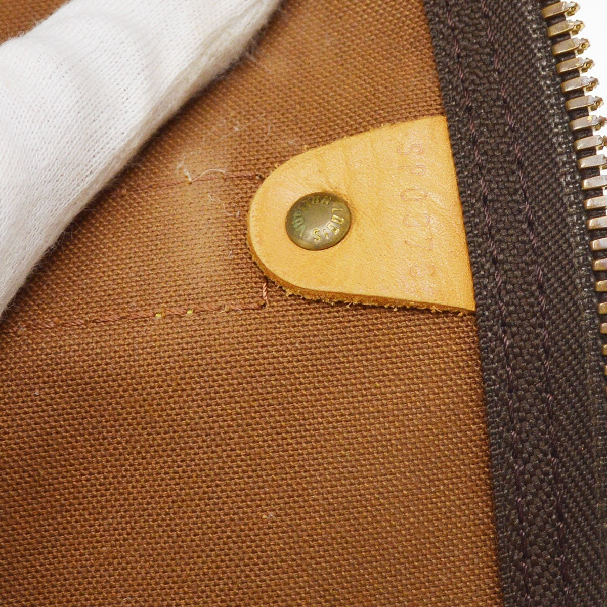 Louis Vuitton Keepall 55 Travel Handbag Monogram
