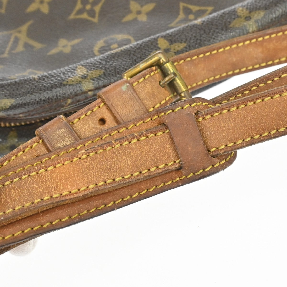 Louis Vuitton Trocadero 27 Crossbody Shoulder Bag