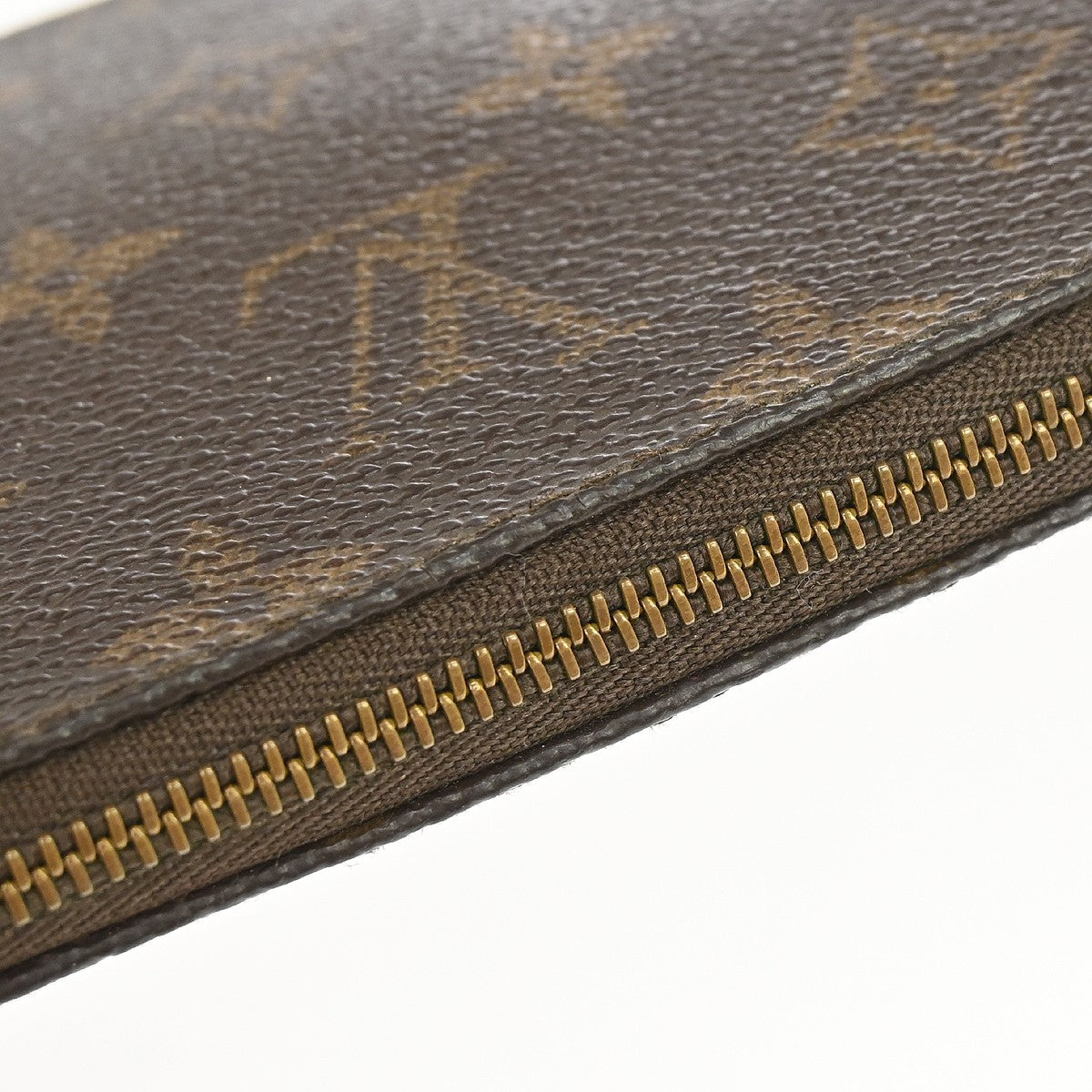 Louis Vuitton Pochette Accessoires Handbag