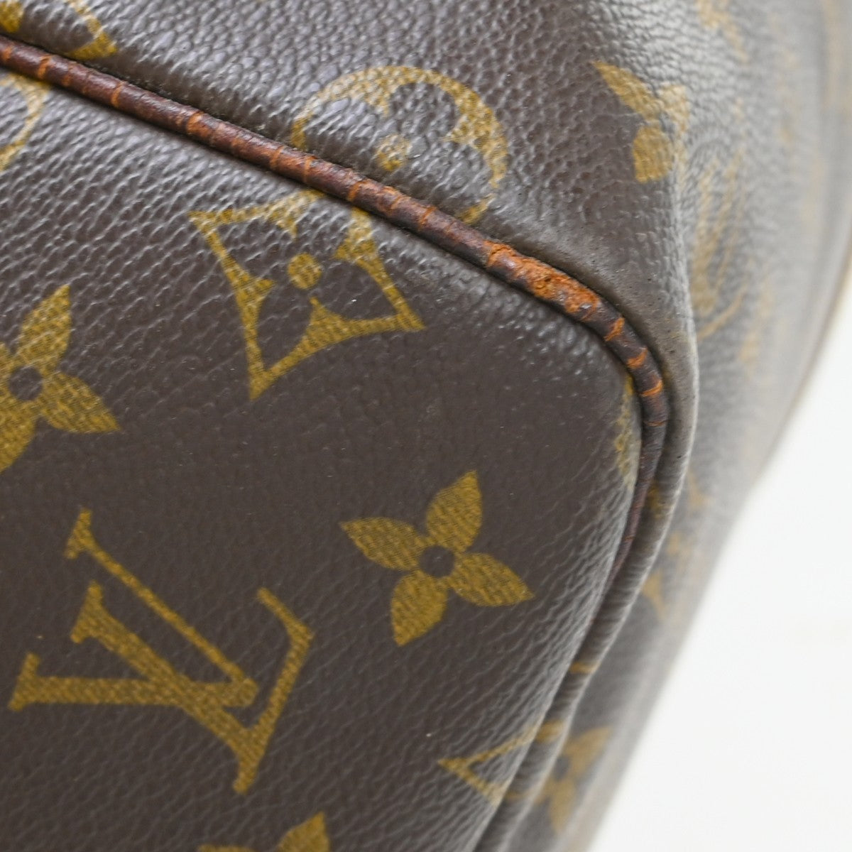 Louis Vuitton Keepall Bandouliere 55 Travel Bag