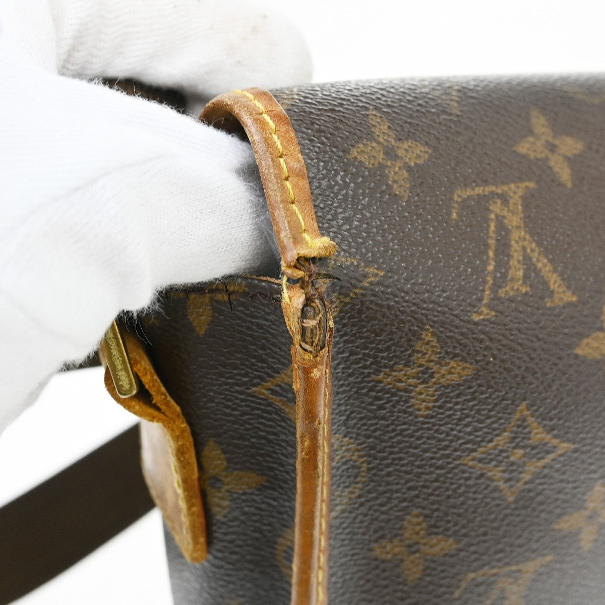 Louis Vuitton Messenger Bosphore PM Shoulder Bag
