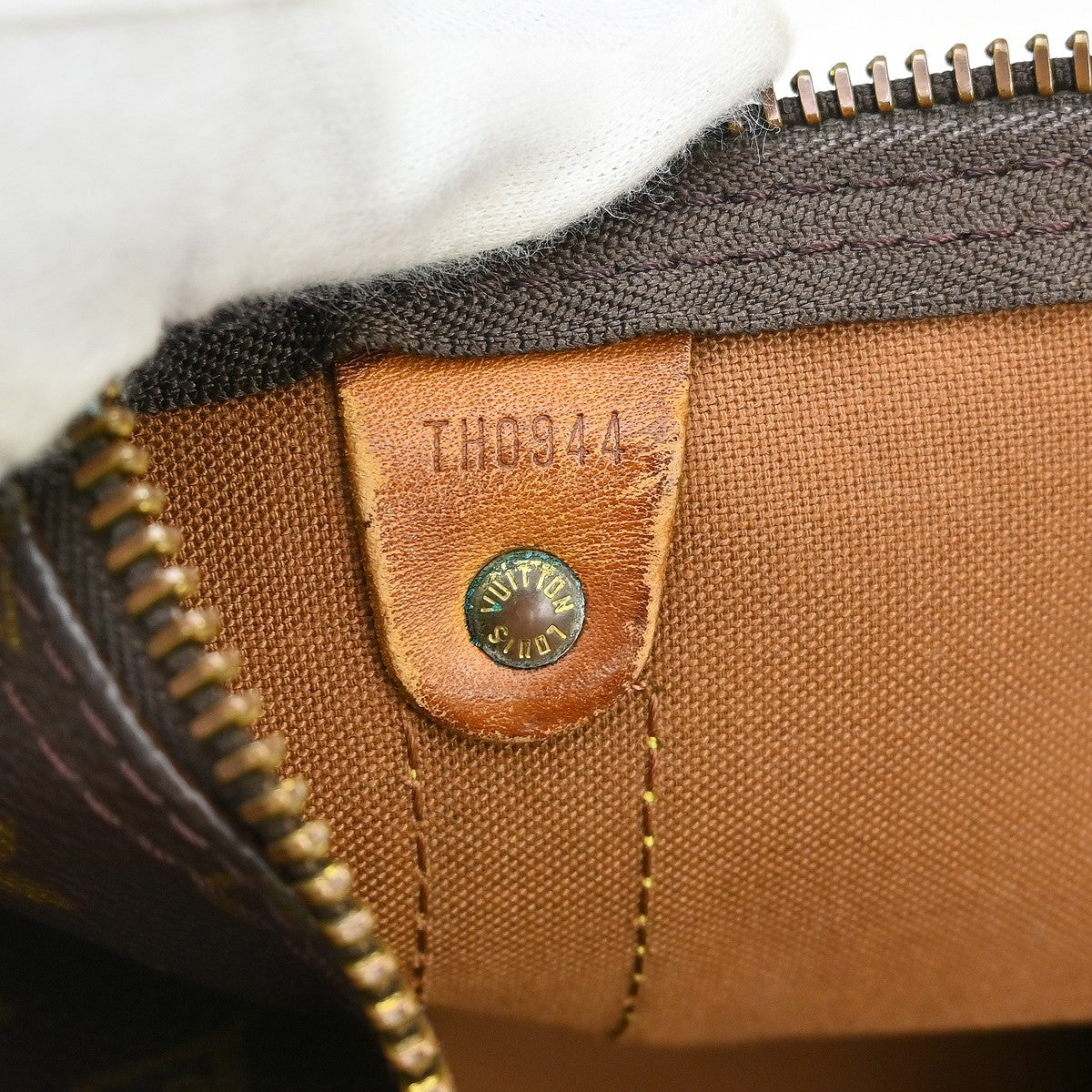 Louis Vuitton Keepall 50 Bandouliere Handbag