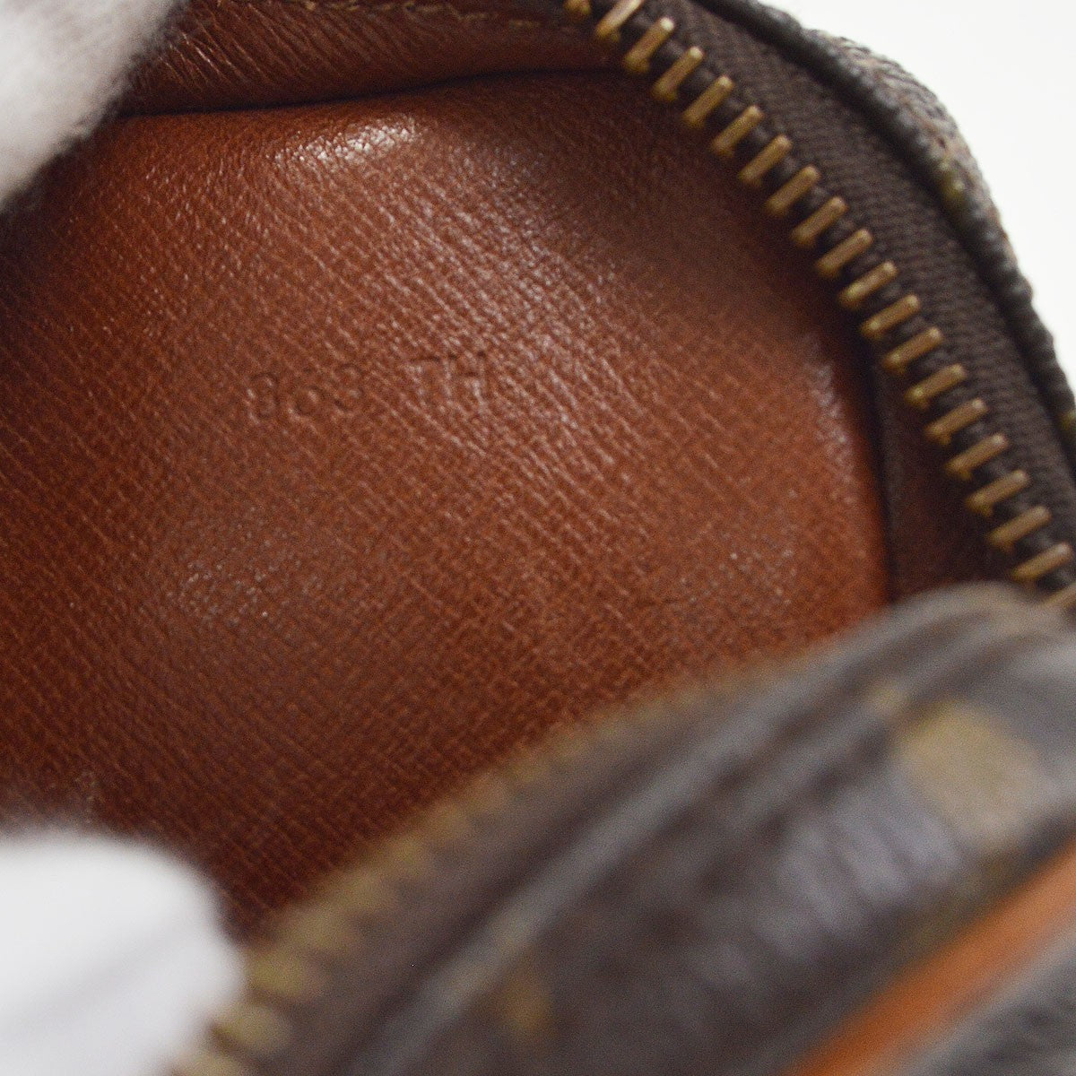 Louis Vuitton Marly Dragonne PM Clutch Bag Purse
