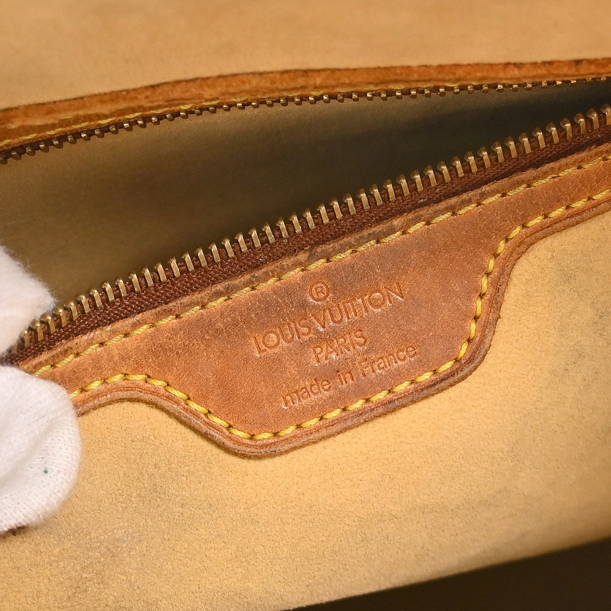 Louis Vuitton Looping GM Shoulder Bag Monogram