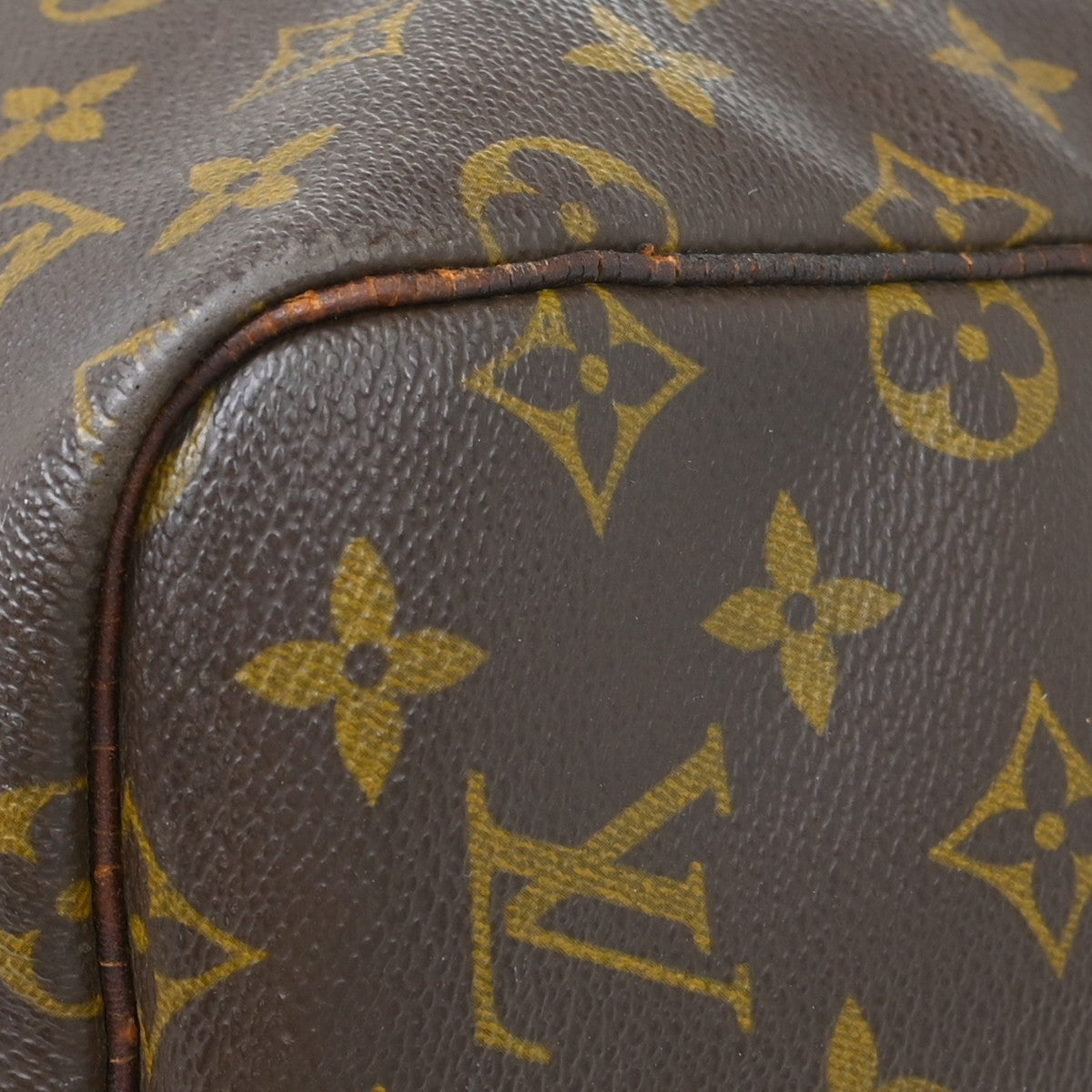 Louis Vuitton Keepall Bandouliere 55 Travel Bag