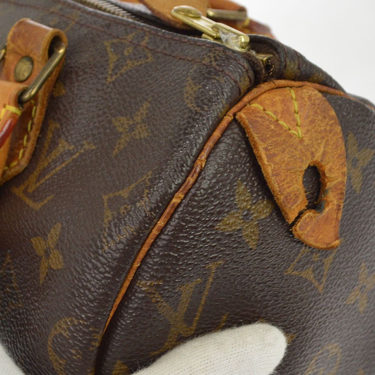 Louis Vuitton Monogram Speedy 25 Handbag