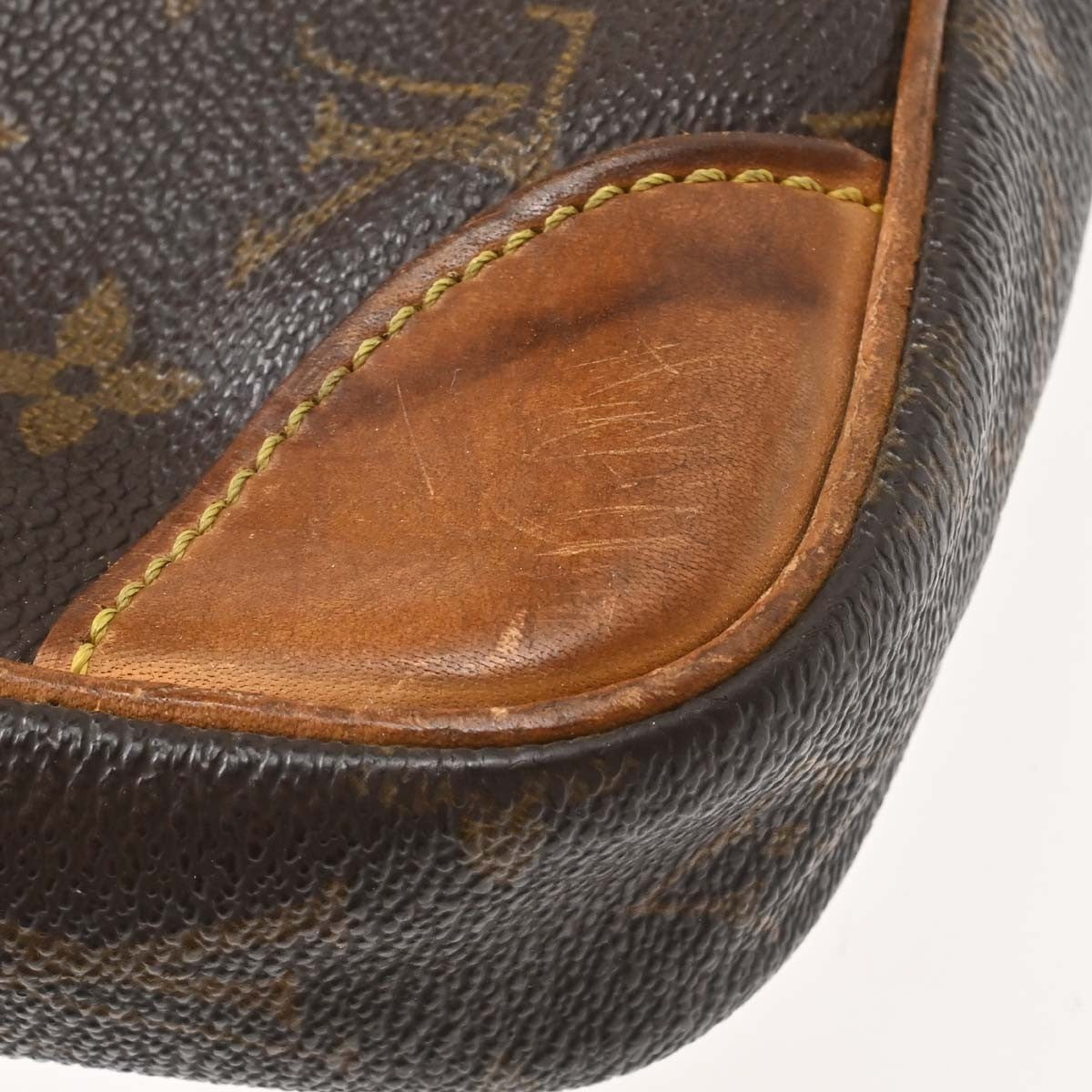 Louis Vuitton Marly Dragonne GM Clutch Bag Purse