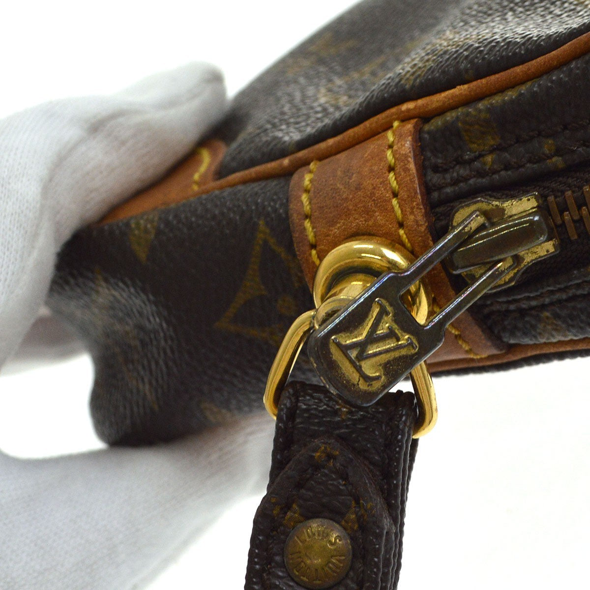 Louis Vuitton Marly Dragonne PM Clutch Bag Purse