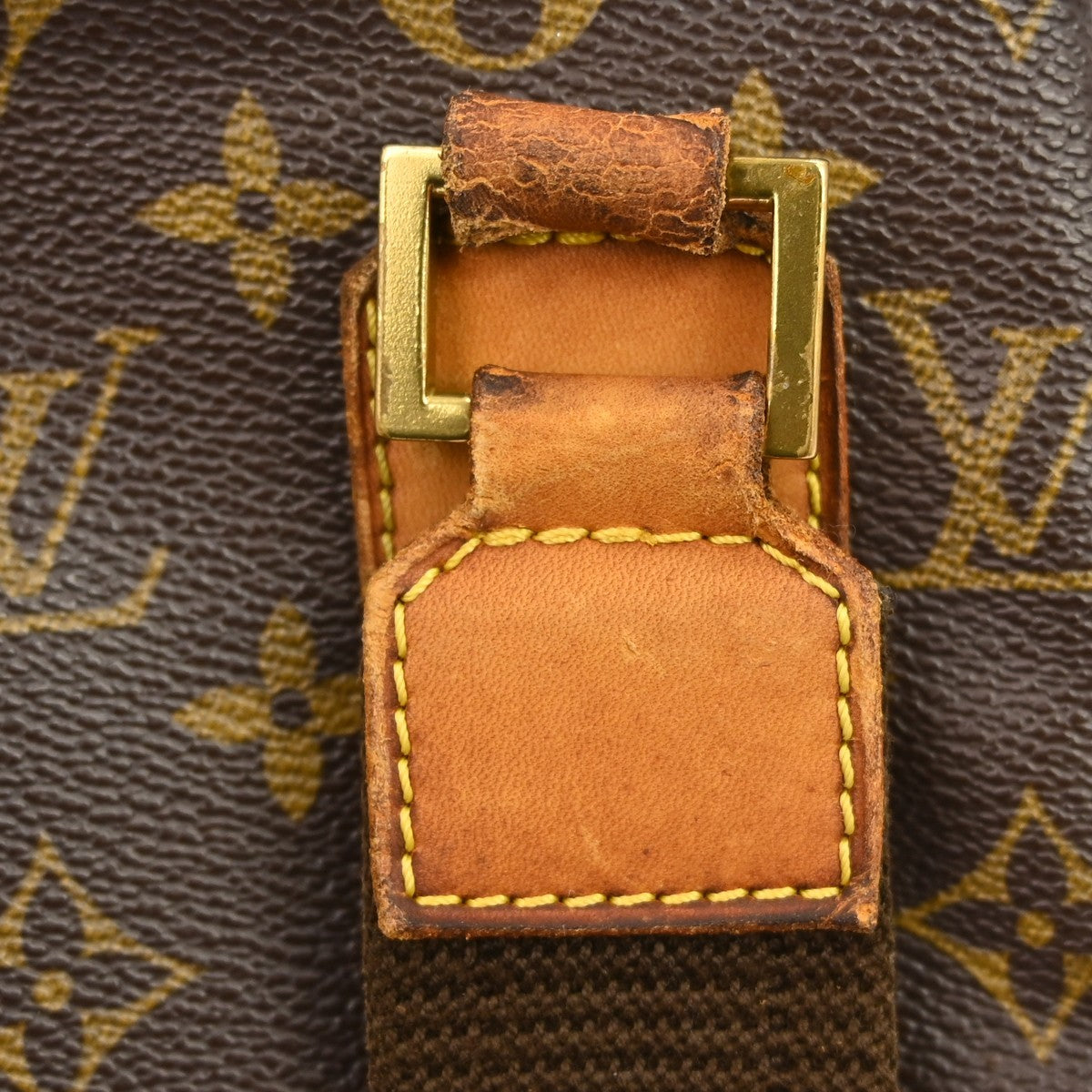 Louis Vuitton Pochette Bosphore Shoulderbag