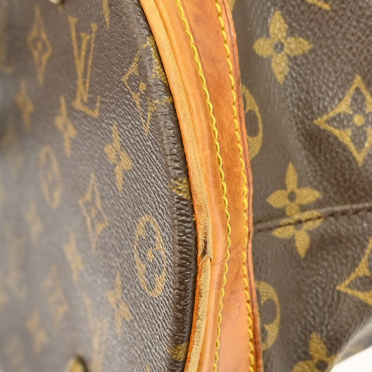 Louis Vuitton Monogram Bucket GM Tote Bag