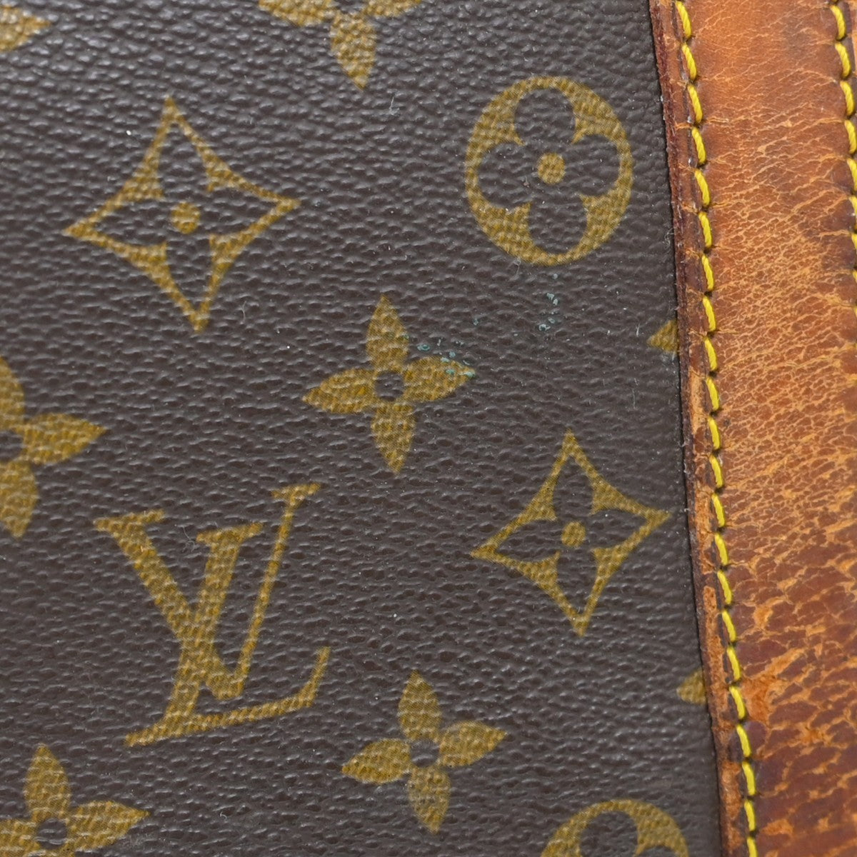 Louis Vuitton Keepall Bandouliere 55 Travel Bag