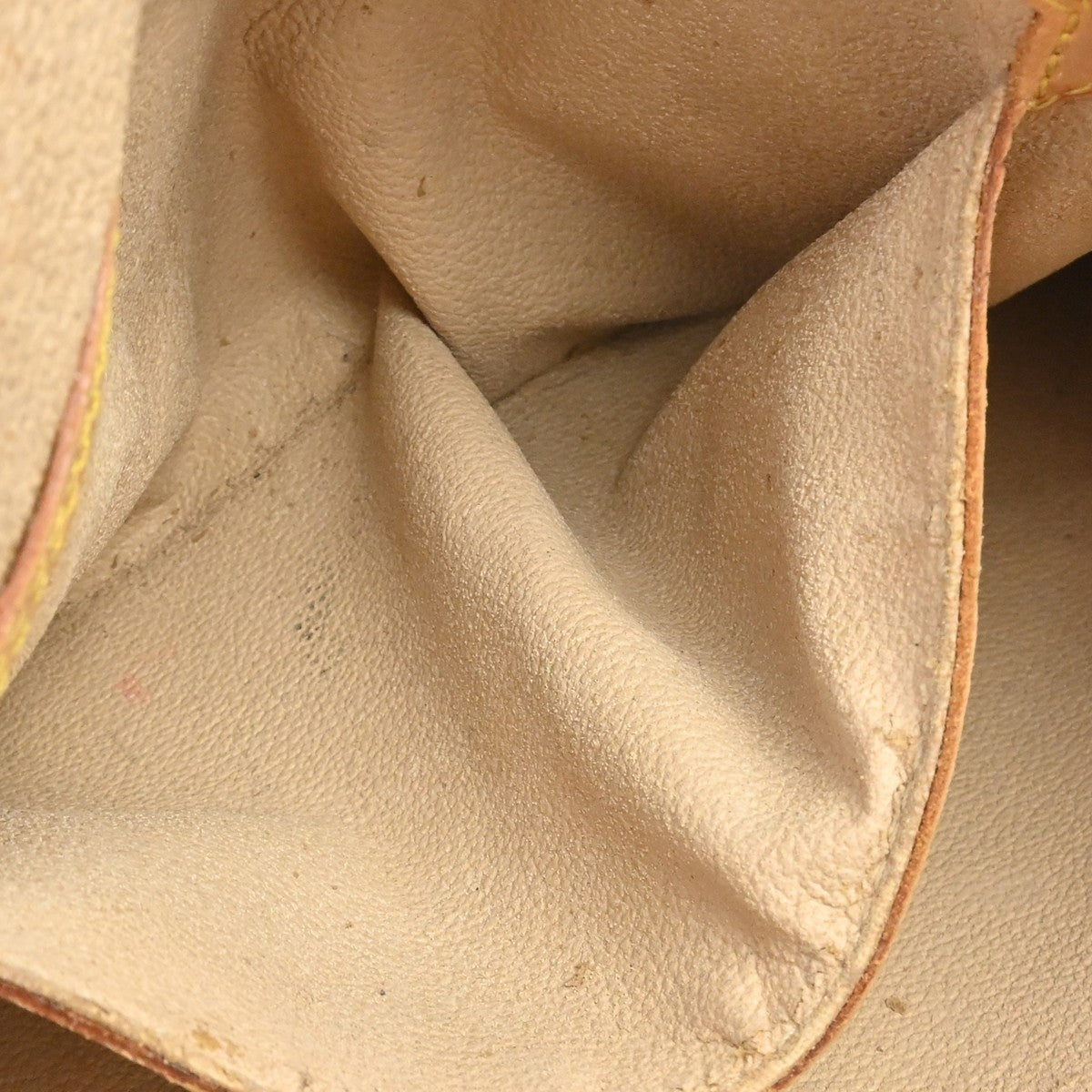 Louis Vuitton Monogram Bucket GM Tote Bag