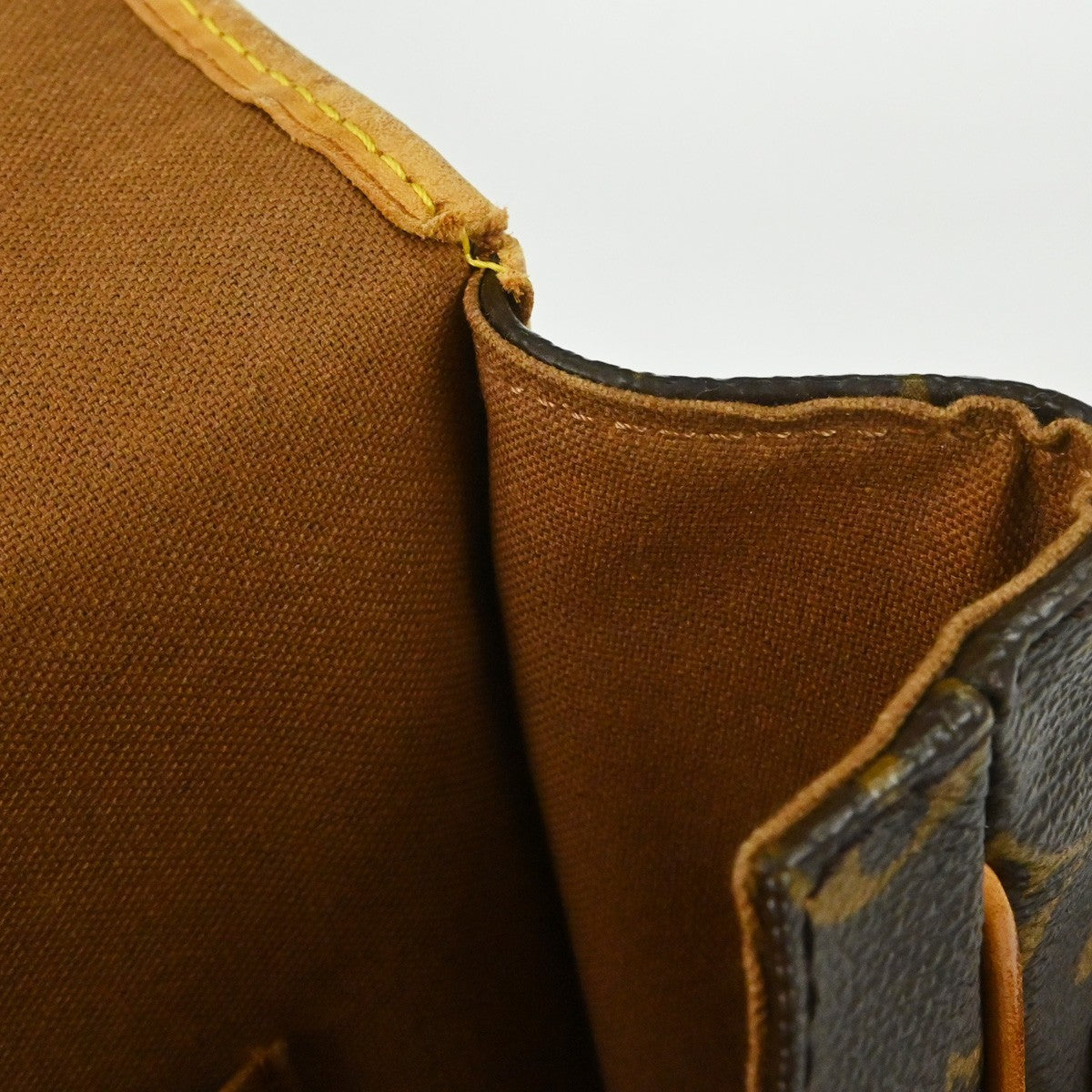 Louis Vuitton Messenger Bosphore GM Shoulder Bag