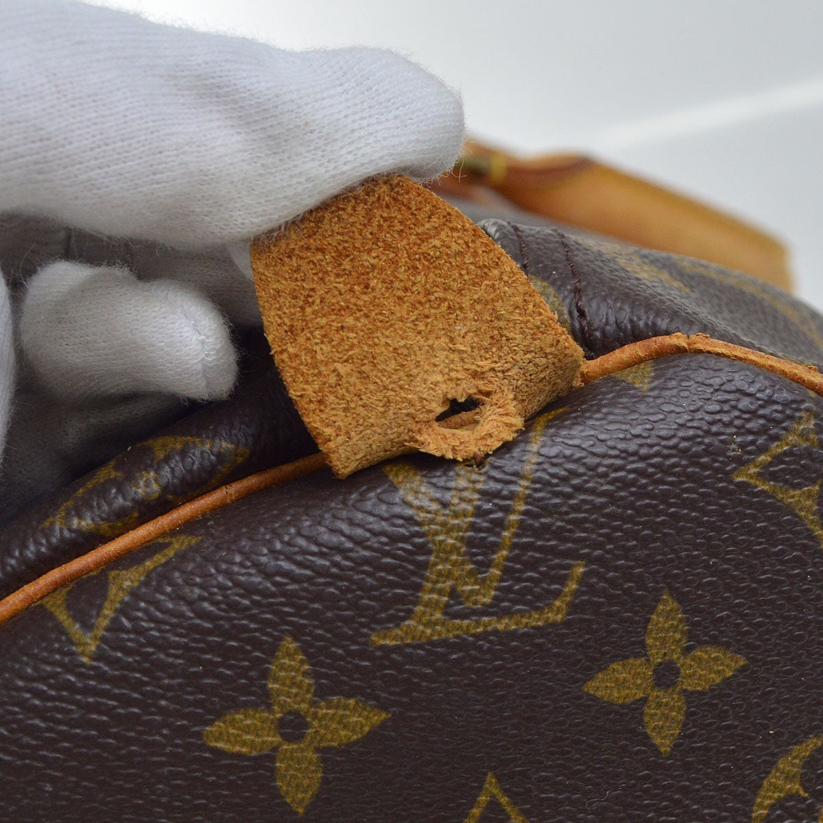 Louis Vuitton Keepall 55 Travel Handbag Monogram