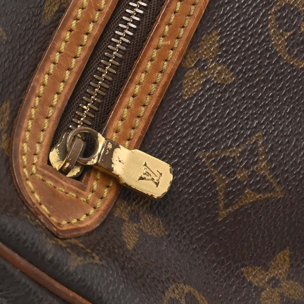 Louis Vuitton Marly Dragonne GM Clutch Bag Purse