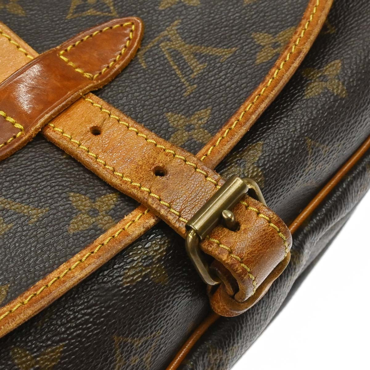 Louis Vuitton Monogram Saumur 30 Messenger Bag