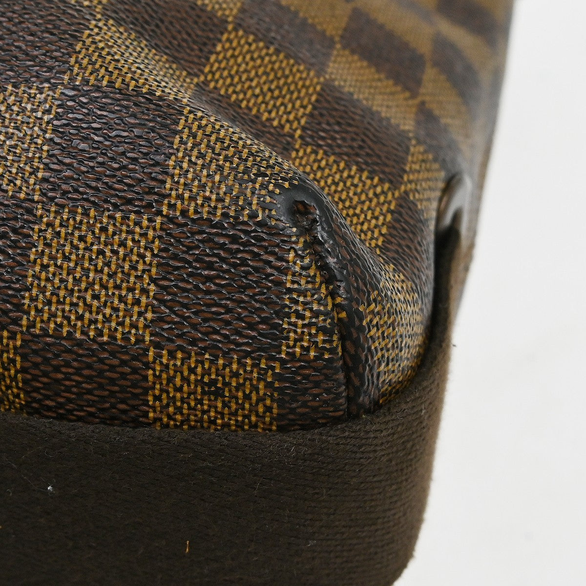 Louis Vuitton Damier Brooklyn MM Shoulder Bag